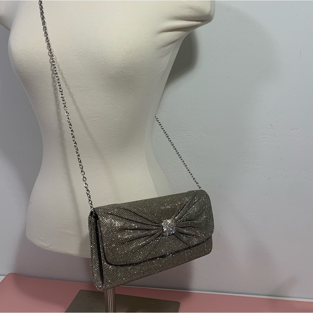 Gunne Sax X Jessica McClintock Women's Metallic Chain Strap Purse Evening clutch